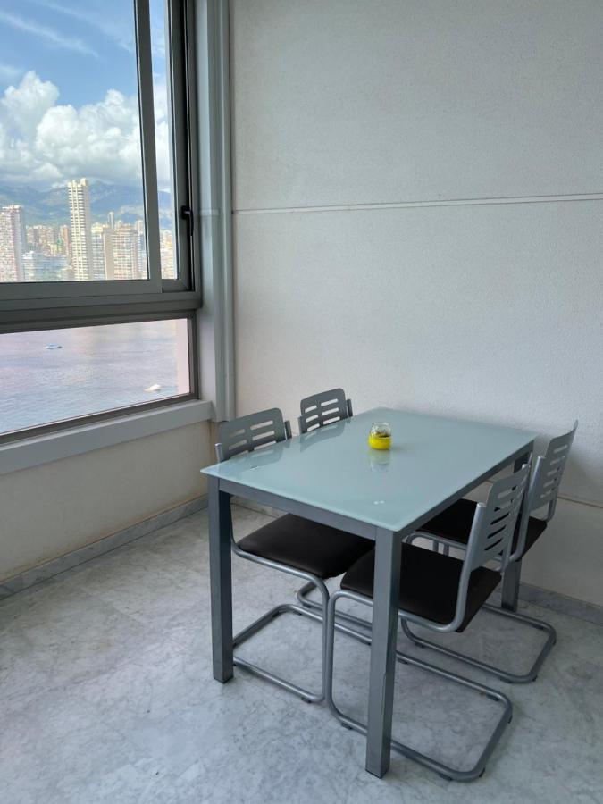 Gemelos Benidorm Buitenkant foto